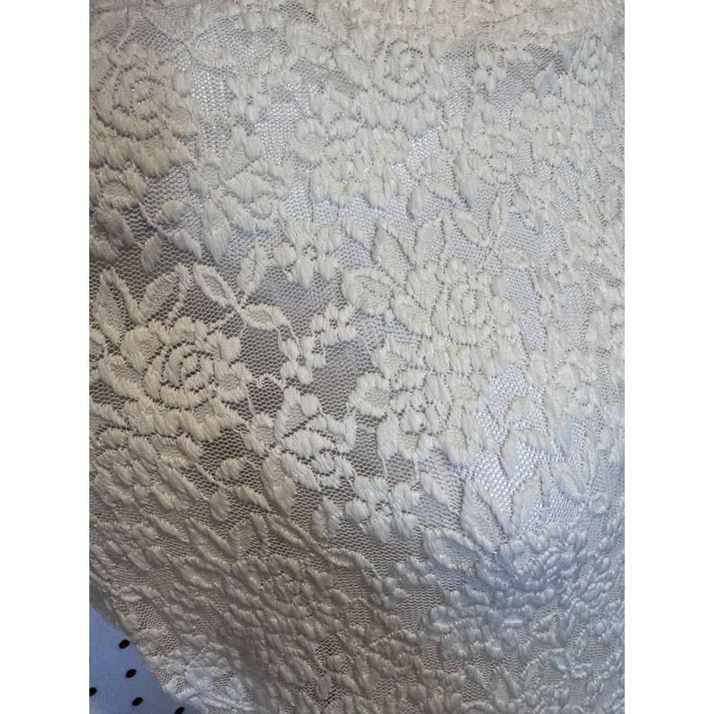Vintage | 90s Y2K Metrostyle Cream Floral Lace Mock Neck Scalloped Hem Top Sz. M - Picture 5 of 8